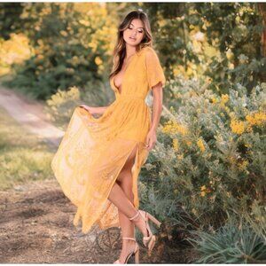 Honey Punch Maxi Dresses for Women on Sale up to 90% Off: Poshmark